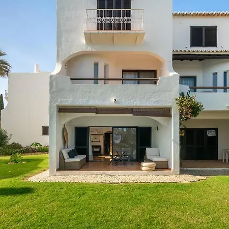 Arribas Apartment